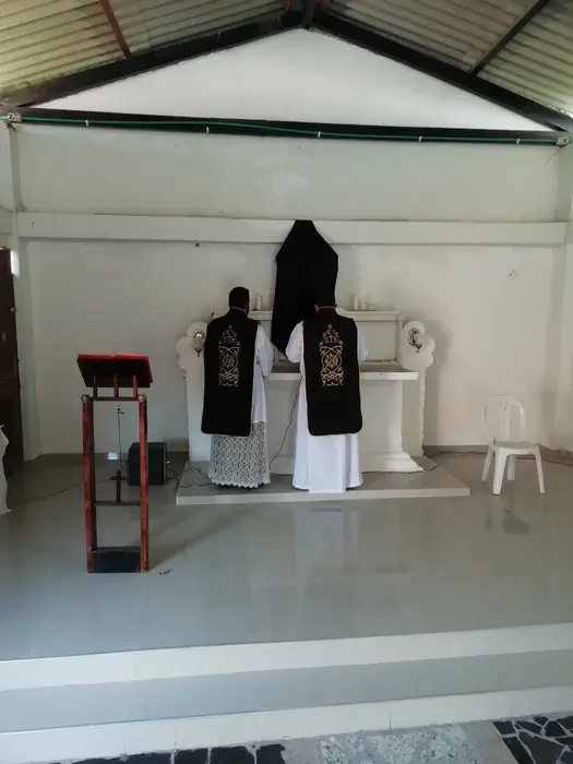 Viernes Santo con el P. William Escobar y feligreses